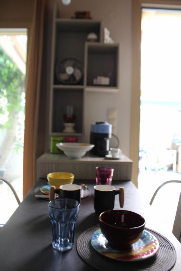 Mzee Aleko Studio Appartement