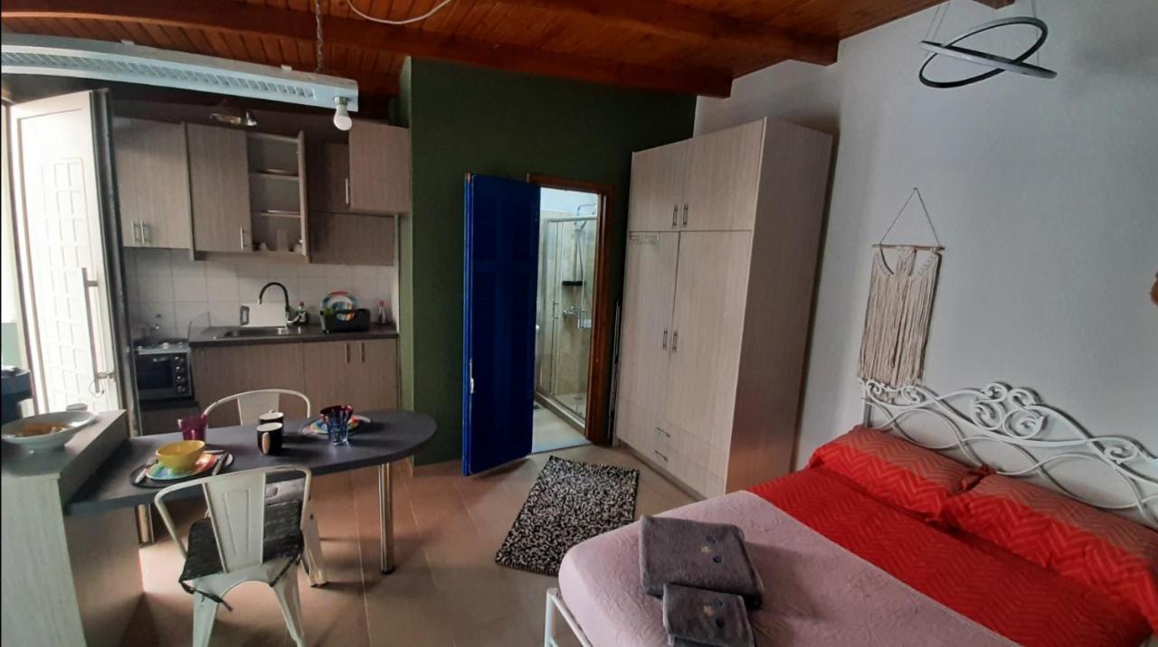 Appartement Mzee Aleko Studio Héraklion